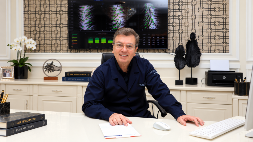 Dr. Paulo Miranda: naturalidade como assinatura no transplante capilar